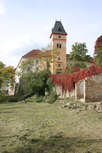 Poslední pohled na vimperský hrad a snad zase v roce 2010.