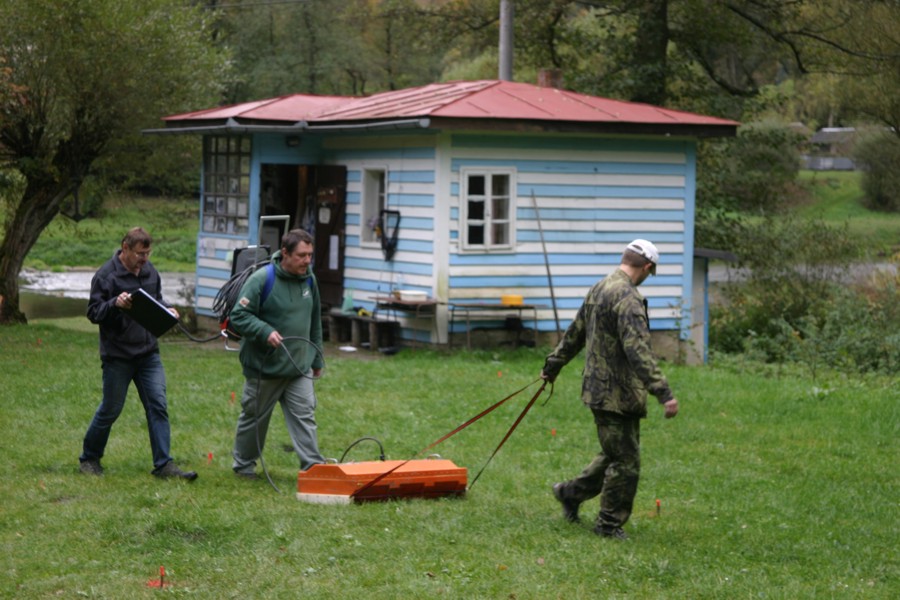 Měření radarovou metodou (GPR).