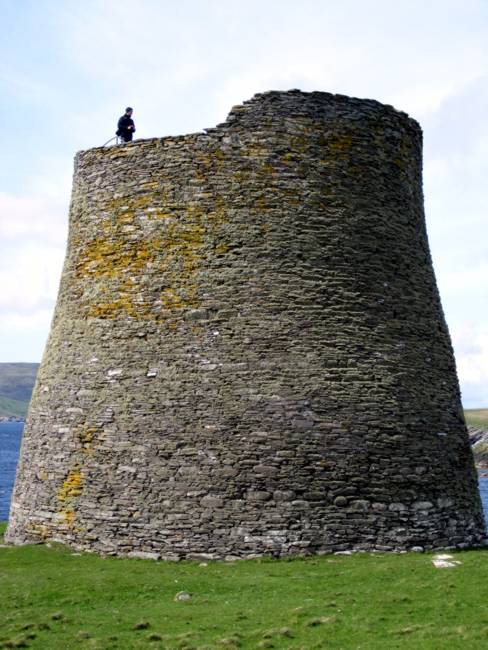 Broch na ostrově Mousa - nejlépe dochovaná stavba tohoto...