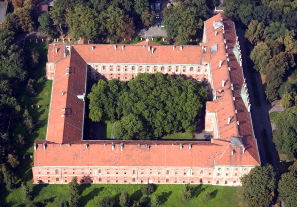 Obr. 2: Letecký pohled na Invalidovnu dnes.