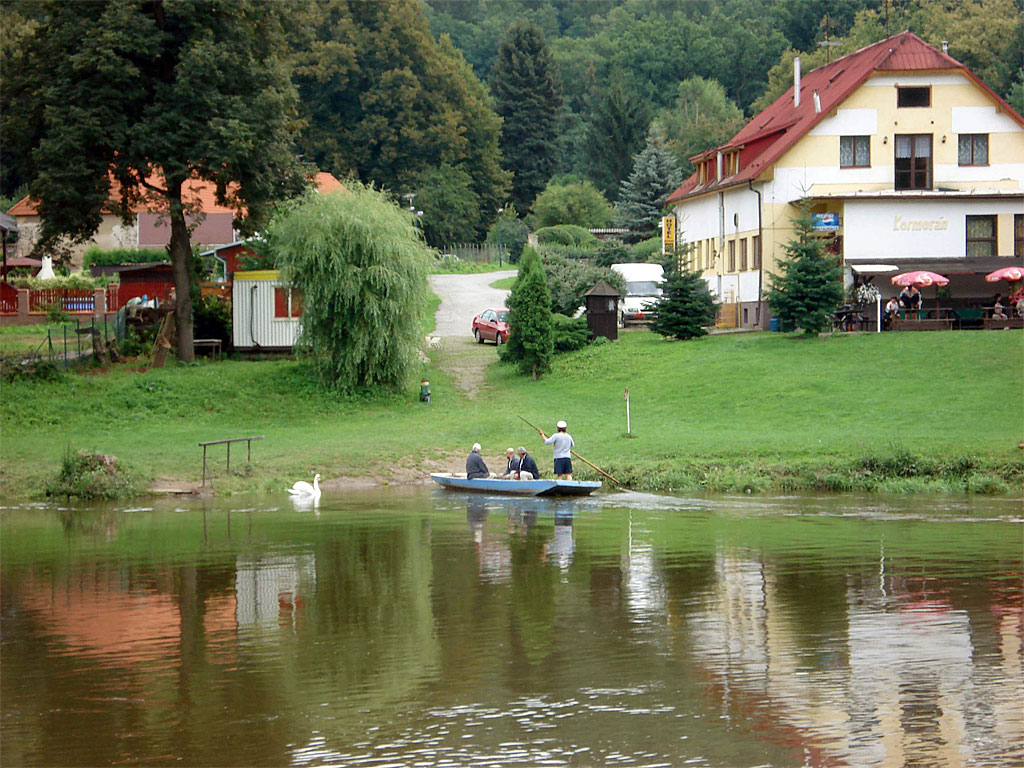 Malebná senohrabská plovárna, cíl našich každoročních...